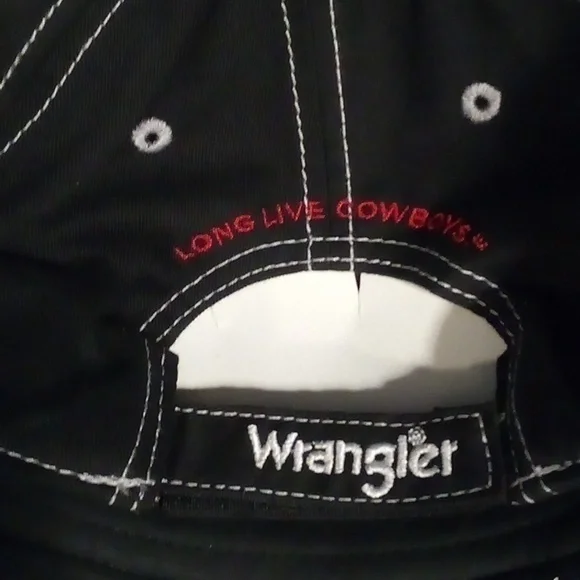 NWOT Wrangler Twenty Xtreme hat, adjustable Velcro closure - Picture 3 of 8